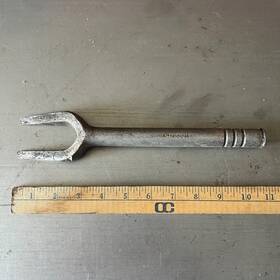 Bonney P319 11 Inch Usa Tie Rod Ball Joint Separator Pickle Fork Tool 2