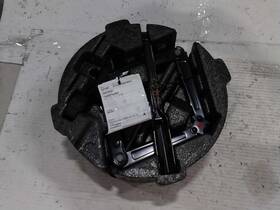 695.gm1g19 Chevrolet Trax 2019 Tools 566216