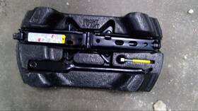 Chevrolet 695.gm1s13 Impala 2013 Tools Jack 620355