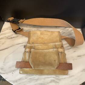 9-37541 Craftsman 37541 Vintage Extra-large Leather Nail /tool Pouch Bag Belt
