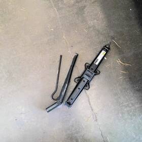 Dodge 695.ch2i13 Dart 2013 Tools 763788