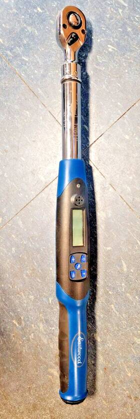 13619 Eastwood Electronic Torque Wrench
