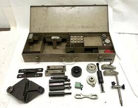 8.0134b Fenwick Peugeot Tool Box And Support For V Engines Made In France 8.0134b Fenwick Peugeot Tool Box And Support For V Engines Made In France