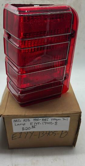 E1yy-13405-b Ford Nos Nis 1981 -1985 Wagon Tail Lamp Sku A24