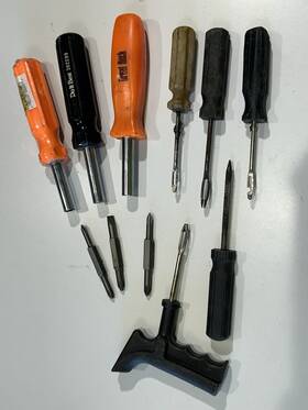 Great Neck 382299 Lot Of 8 Hand Tools Tire Repair And Flip Sockets See Photos Used