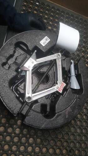 695.ho1b23 Honda Civic 2023 Tools 575707
