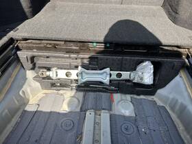 695.ho1q13 Honda Jack Crosstour 2013 Tools 1058429