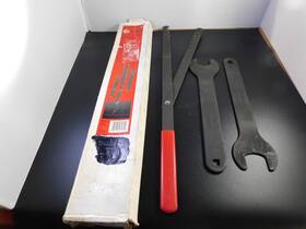 3472 Kd Tools Universal Pully Holder/fan Clutch Tool Kit 3472 Kd Tools Universal Pully Holder/fan Clutch Tool Kit