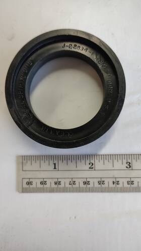 J-22834-1 Kent-moore M/t Rear Retainer Seal Installer Spacer - Muncie 465 J-22834-1 Kent-moore M/t Rear Retainer Seal Installer Spacer - Muncie 465