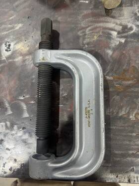 J-45270 Kent-moore J-44270 Wheel Stud Puller