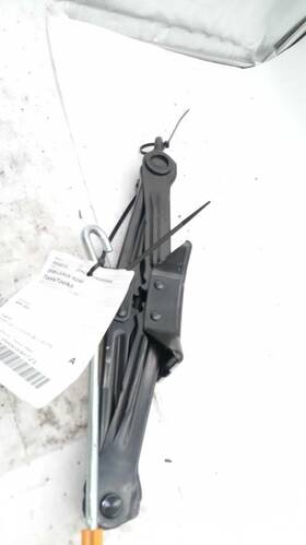 695.le1j06 Lexus Is250 2006 Tools 590512