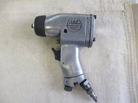 Aw135 Mac Tools 3/8 Inch Drive Air Impact Wrench
