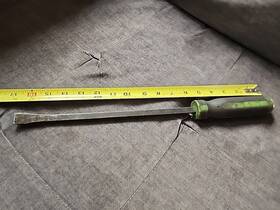 Cpb17g Mac Tools Soft Grip Capped Striking Pry Bar