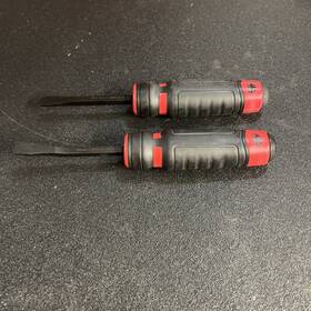 Pbs2r Mac Tools 2-pc. Straight/curved Pry Bar Set - Red Pbs2r Mac Tools 2-pc. Straight/curved Pry Bar Set - Red