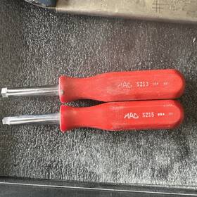 S213 Mac Tools S215 Vintage Door Trim Inverted Nut Drivers Red