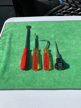 Sp16a Mac Tools Ss4x Utility Tool Set Sw-70 Pick Sp29 Puller Sa800 Awl And Scraper Sp16a Mac Tools Ss4x Utility Tool Set Sw-70 Pick Sp29 Puller Sa800 Awl And Scraper