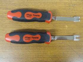 Ut028-ut09 Mac Tools 2 Upholstery Ut028 Ut029 V And U Notch B485