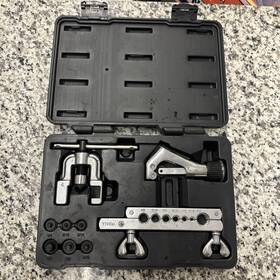 Dfs260b Matco Tools Double Flare Tool Set In Original Case Nice