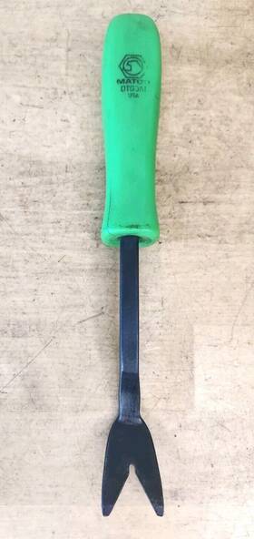Dtg3m Matco Tools - Green Hard Handle Trim Panel Clip Removal Tool