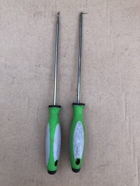Pmlg3 Matco Tools 2 Piece Long Hook And Pick Set Green White Germany Gm Ford Ram