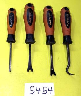 Up03mb Matco Tools 4 Piece Upholstery Trim X 2 Cotter Pin Valve Core Up03mb Matco Tools 4 Piece Upholstery Trim X 2 Cotter Pin Valve Core
