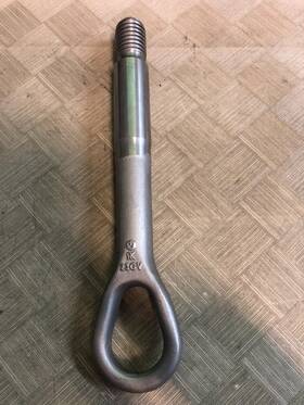 23gv Mercedes-benz Factory Oem Tow Hook Attachment Accessory Tool Part 23gv Mercedes-benz Factory Oem Tow Hook Attachment Accessory Tool Part