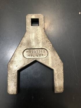 Mb991013 Miller Lock Nut Spanner Wrench Tool