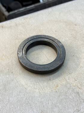 Mb990889 Miller Tool Rear Suspension Bushing Ring - Liquidation