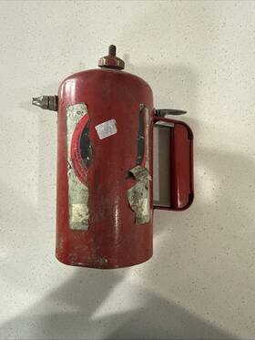 Milwaukee Sprayer A1000g Sure Shot 32 Oz. Nickel Plated Red Air