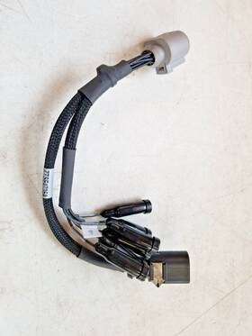 Navistar Ztse4735a Exhaust Lambda Sensor And V8 Egr Breakout Harness