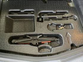 695.da1h16 Nissan Versa 2016 Tools 802419