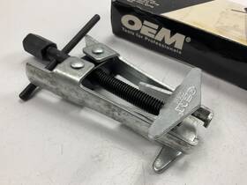 27040-u6 Oem Tools Used #6 - 27040 Engine Valve Spring Compressor 2 Inch High X 6.8 Long