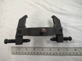 T77j-7025-h Otc / Rotunda 308-058 Ford Mainshaft Bearing Remover Jaw Fixture