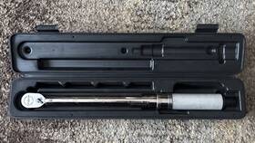 0121902150 Snap-on 3/8 Torque Wrench Model Like New