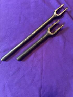 A201-a200 Snap-on A201/a200 Pickle Fork Ball Joint Tie Rod Separator 12 Inch /18 A201-a200 Snap-on A201/a200 Pickle Fork Ball Joint Tie Rod Separator 12 Inch /18