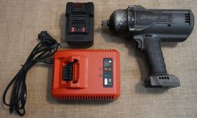 Ct9080gm Snap On Snap-on 18v 1/2 Inch Drive Lithium Impact Wrench With Battery And Charger
