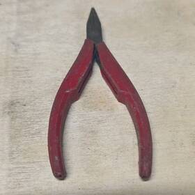 Ep893 Snap-on Usa 4-1/2 Inch Precision/specialty Electronic Pliers Ep893 Snap-on Usa 4-1/2 Inch Precision/specialty Electronic Pliers