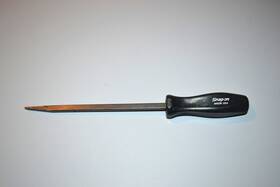 Msd8 Snap-on 8 Inch Black Hard Handle Scraper Prybar Screwdriver Usa