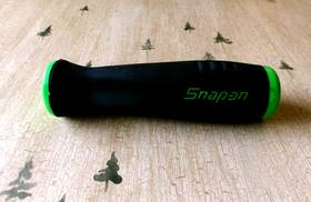 Sghf615a Snap-on Tools 4.75 Inch Black And Green Replacement Soft Grip Handle Thread Sghf615a Snap-on Tools 4.75 Inch Black And Green Replacement Soft Grip Handle Thread