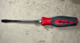 5120-01-563-1451 Snap-on Shd6r Red 5/8ftft 17/16ftft Handle Flat Tip Screwdriver 5120-01-563-1451 Snap-on Shd6r Red 5/8ftft 17/16ftft Handle Flat Tip Screwdriver