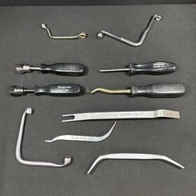 St17 Snap-on Brake Service Tool Lot - Retainer Bleed Pry/alignment Tools 8 Pc