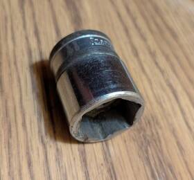 Twm26 Snap-on 1/2 Inch Drive 26mm 6 Point Shallow Chrome Socket Twm26 Snap-on 1/2 Inch Drive 26mm 6 Point Shallow Chrome Socket