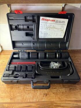 Ujp1 Snap-on Bjp1-ball Joint Press Master Set In Case Free Shipping