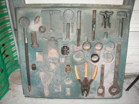 Blt.2061 Triumph Original Vintage Tool Board Section 1 With Tools