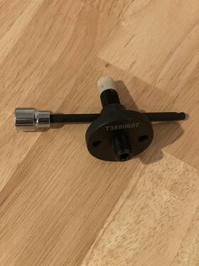 T3880607 Triumph Special Tool - T3880607 Triumph Special Tool -
