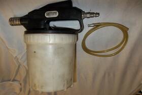 18-0051 Vacula Genuine Hydraulic Brake Bleeder Air Operated Vacuum Venturi Tool