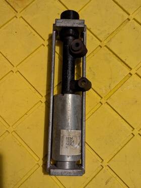 9995456 Volvo Genuine Tool Timing Belt Tensioner Compression Tool-9995456 9995456 Volvo Genuine Tool Timing Belt Tensioner Compression Tool-9995456