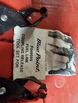 Snap FIH9055 Fuel Line Coupling Release Tool Used Once Like New. Fixed Price $60.00.