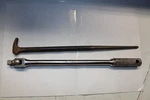 Snap-on 1650 16" Rolling Head Pry Bar & NS-15 1/2" Drive 15" Breaker Lot 2PC. Fixed Price $90.00.
