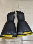 Salisbury High Voltage Electriflex Gloves Class 2 17000V Size 9.5 (pair) New. Fixed Price $99.99.